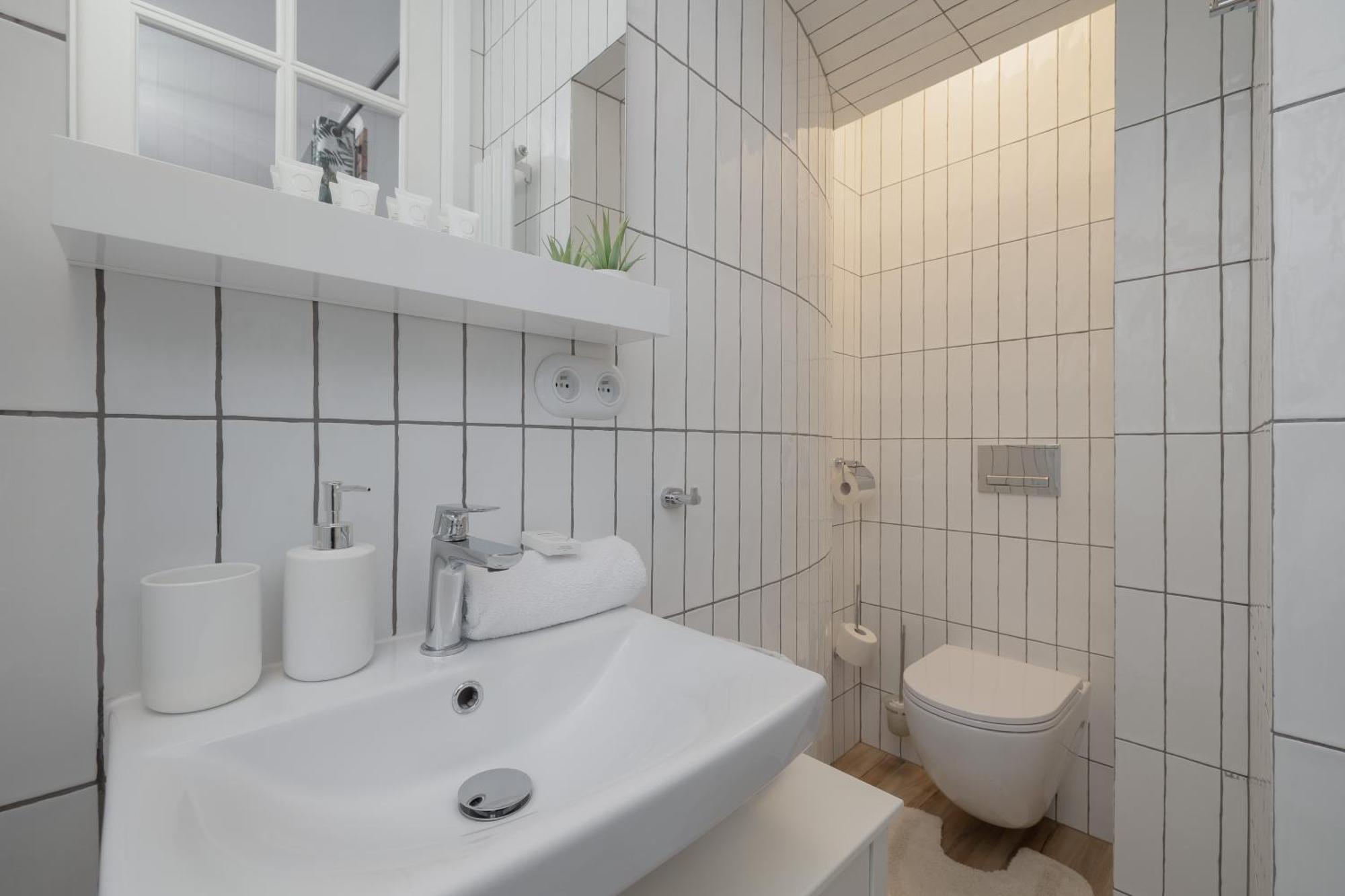 Beautiful & Stylish Apartaments Dietla With Air Conditioning By Noclegi Renters Krasków Exterior foto